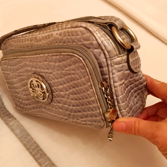 Kathy Zealand Handbags - Vintage Silver Kathy Zealand Crossbody